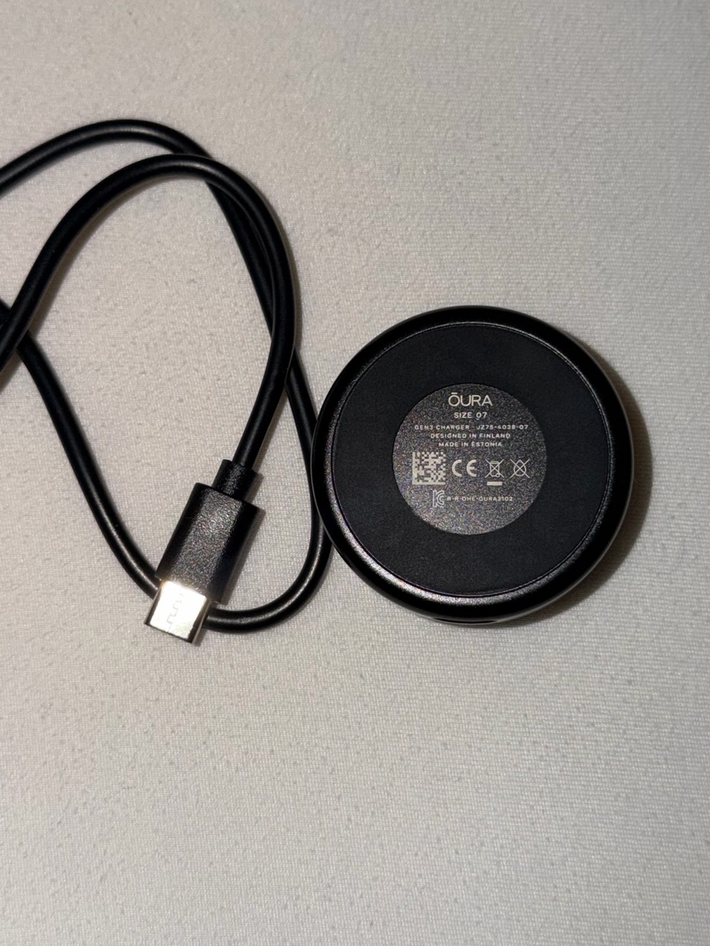 Oura Ring Gen 3 Wireless Charger - size 7